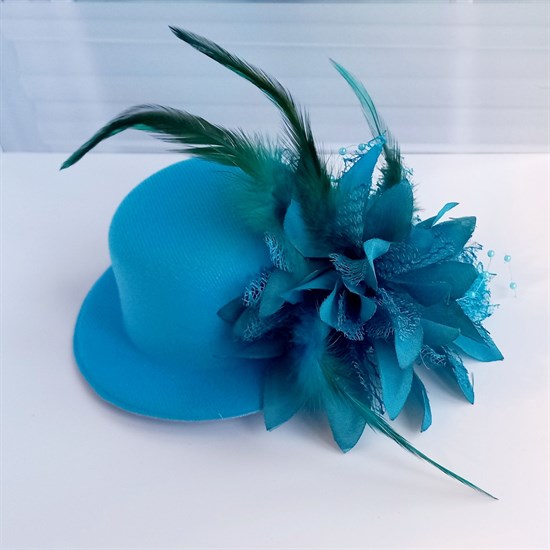 Шляпка-заколка из фетра с цветком, бирюзовая - фото 10043