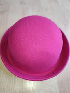 Шляпа котелок круглая, малиновый 57