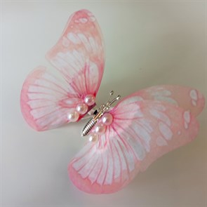 Бабочка на заколке, порхающая бабочка, нежно-розовая