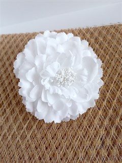 Заколка - брошь цветок Пион, диаметр 11 см, белый