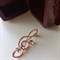 Брошь Скрипичный ключ со стразами - фото 10767