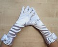 Детские перчатки атласные длинные с бантиком, белые - фото 4974