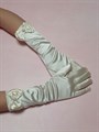 Детские перчатки атласные длинные с бантиком, молочные - фото 6105
